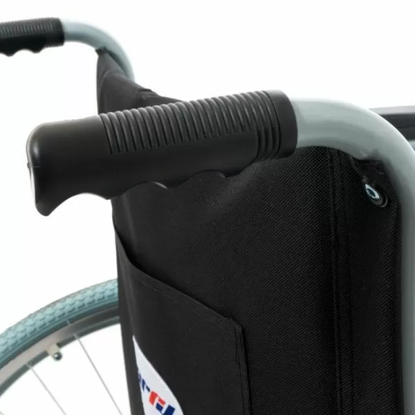 Кресло-коляска Barry A2, ширина сиденья 46см, колеса пневматические Кресло-коляска Barry A2, ширина сиденья 46см, колеса пневматические