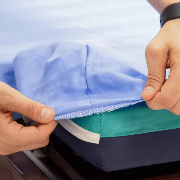 Простыня натяжная для кровати MET EVA, артикул 17483 Простыня натяжная для кровати MET EVA, артикул 17483