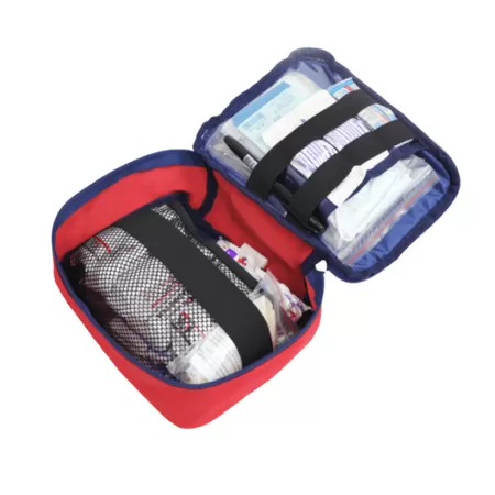 Аптечка для оказания первой помощи с применением медицинских изделий в организациях, осуществляющих образовательную деятельность по приказу 261н МЕДПЛАНТ в сумке-чехле Волонтер-6, артикул 1663