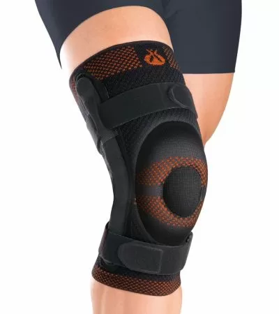 Бандаж на коленный сустав Orliman 9106 с силиконовым кольцом и полицентрическими шарнирами, черный