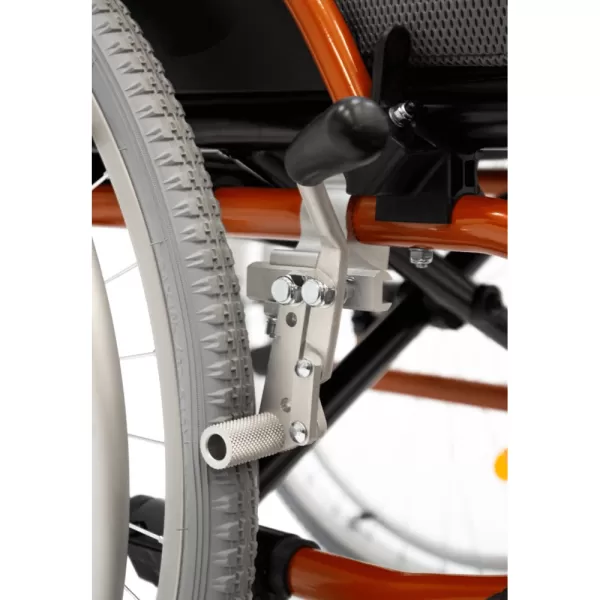 Кресло-коляска МЕТ STABLE с регулировкой высоты подлокотников, ширина сиденья 46 см, колеса пневматические Кресло-коляска МЕТ STABLE с регулировкой высоты подлокотников, ширина сиденья 46 см, колеса пневматические