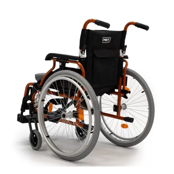 Кресло-коляска МЕТ STABLE с регулировкой высоты подлокотников, ширина сиденья 46 см, колеса пневматические Кресло-коляска МЕТ STABLE с регулировкой высоты подлокотников, ширина сиденья 46 см, колеса пневматические