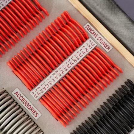 Набор на 266 пробных очковых линз Армед в пластиковой обойме с оправой с поверкой