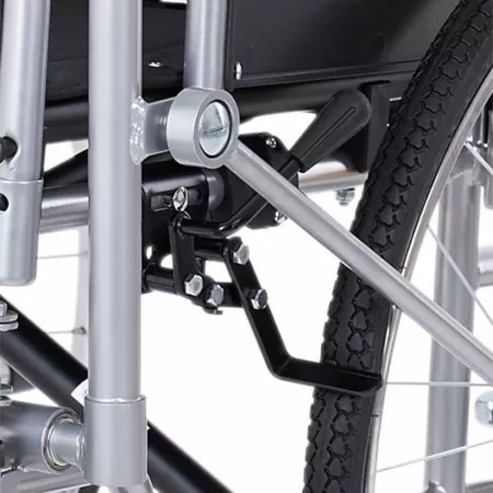 Кресло-коляска для инвалидов Армед Н 005 с рычажным управлением для правшей Кресло-коляска для инвалидов Армед Н 005 с рычажным управлением для правшей