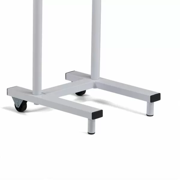 Подставка Армед СПР-3 передвижная для облучателей с 3, 5 лампами Подставка Армед СПР-3 передвижная для облучателей с 3, 5 лампами