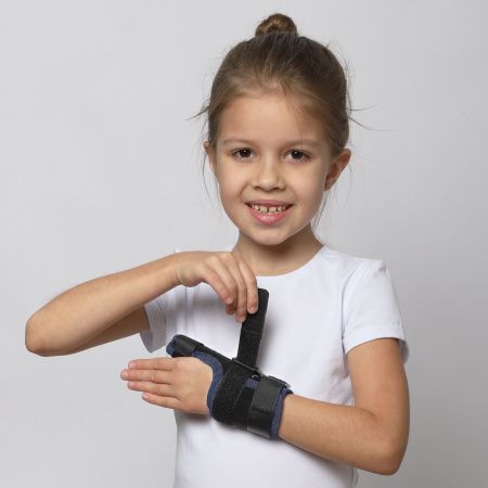 Фиксатор лучезапястного сустава Крейт Е-207 детский 