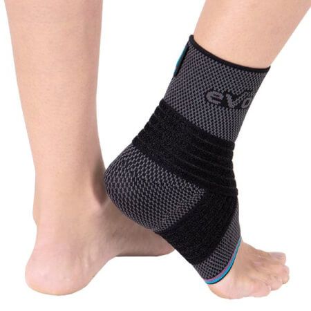 Бандаж компрессионный на голеностопный сустав Тривес Т-8683 Evolution 