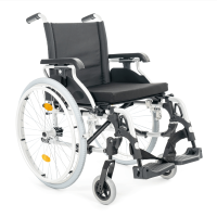 Кресло-коляска МЕТ STABLE, артикул 20460, с регулировкой высоты подлокотников, ширина сиденья 43 см, колеса пневматические