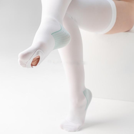 Чулки антиэмболические 2кк 22-32 мм рт.ст. Тривес TK.233E 