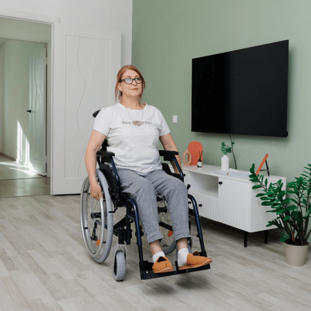 Кресло-коляска ORTONICA Base Lite 300