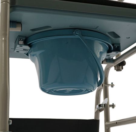 Кресло-каталка Barry V2P, ширина сиденья 44 см