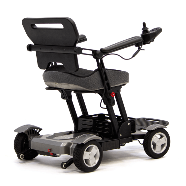 Кресло-коляска с электроприводом MET Compact Pro 4WS, артикул 20018, складная, с анатомическим сиденьем и системой подруливания задних колес Кресло-коляска с электроприводом MET Compact Pro 4WS, артикул 20018, складная, с анатомическим сиденьем и системой подруливания задних колес