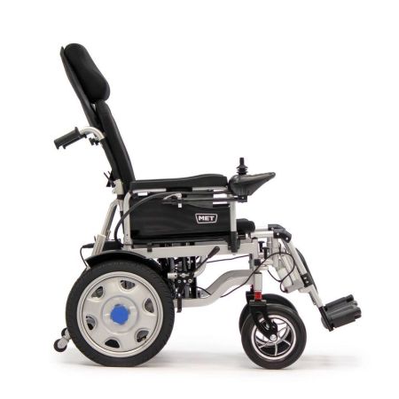 Кресло-коляска с электроприводом MET COMFORT AUTO, артикул 20700, ширина сиденья 45 см, колеса пневматические