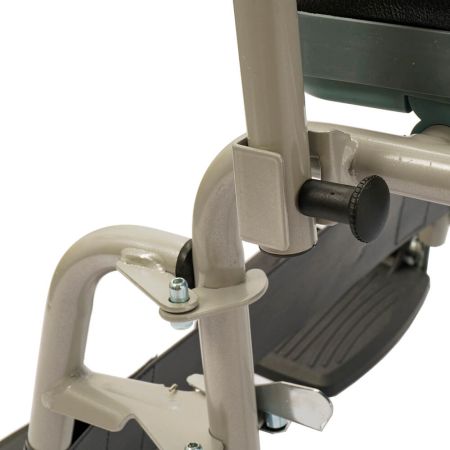 Кресло-каталка Barry V2P, ширина сиденья 44 см