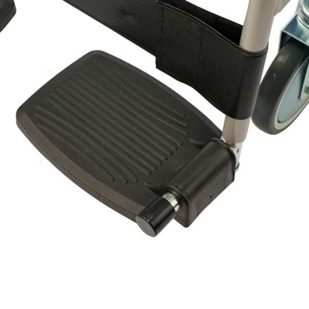 Кресло-каталка Barry V2P, ширина сиденья 44 см