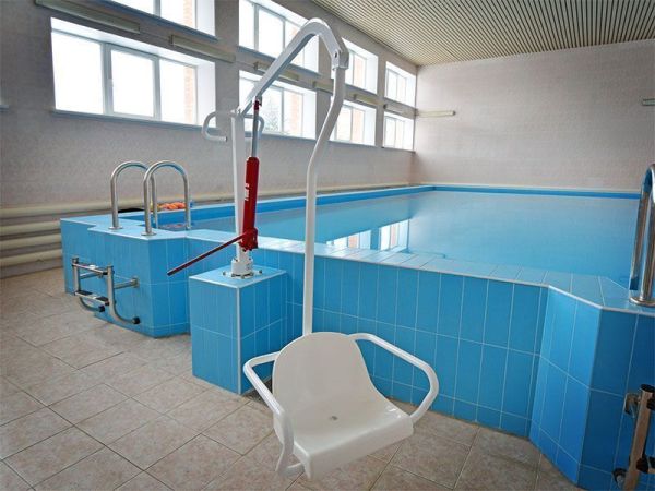 Подъемник для бассейна ИНВА Енисей ИПБ-170Г с гидравлическим приводом Подъемник для бассейна ИНВА Енисей ИПБ-170Г с гидравлическим приводом