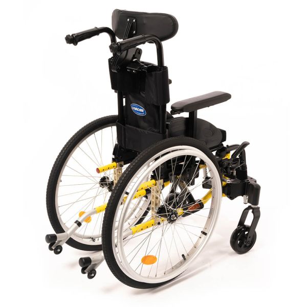 Кресло-коляска для детей и подростков Action 3 Junior Кресло-коляска для детей и подростков Action 3 Junior