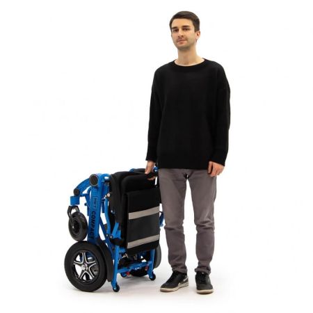 Кресло-коляска с электроприводом MET Compact 35 с алюминиевой рамой, синяя