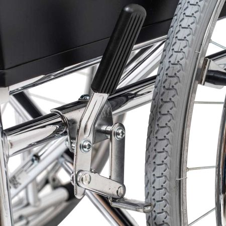 Кресло-коляска Barry B2 ширина сиденья 46см, колеса пневматические