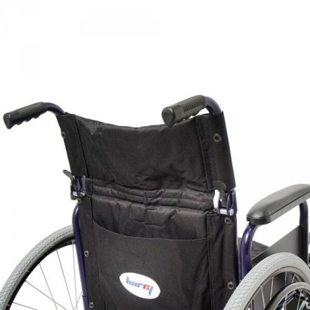 Кресло-коляска B6 U, ширина сиденья 46 см, колеса пневматические